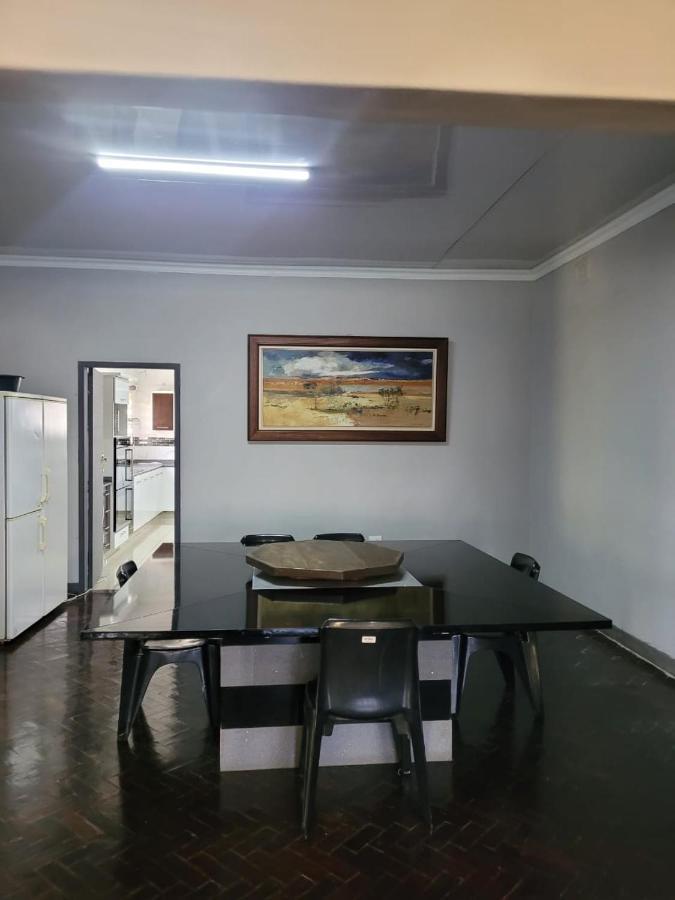 Palm Guesthouse Zeerust Zewnętrze zdjęcie